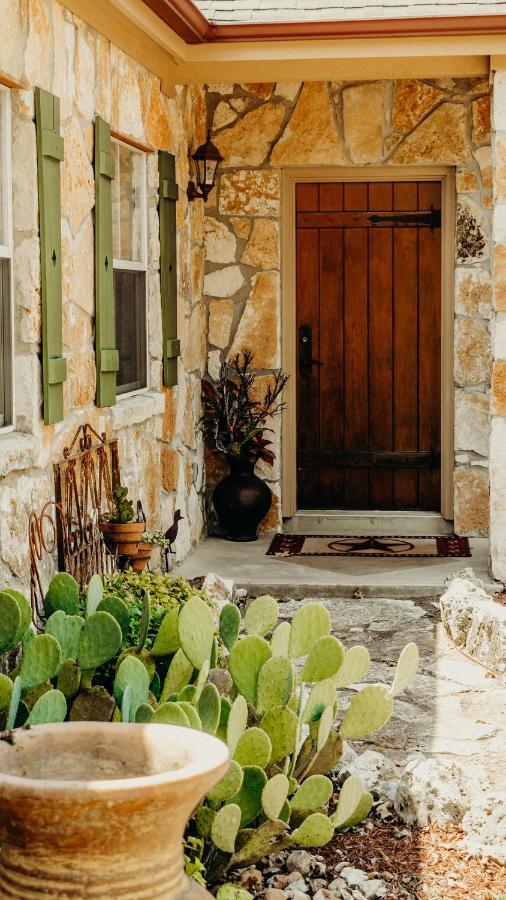 Casa Del Rio Bed And Breakfast Bastrop Exterior photo
