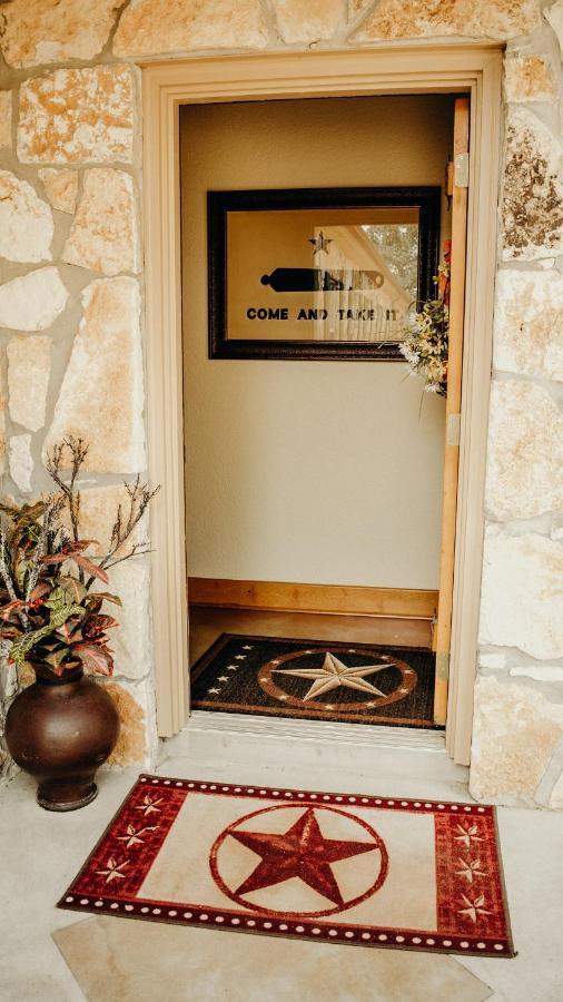 Casa Del Rio Bed And Breakfast Bastrop Exterior photo