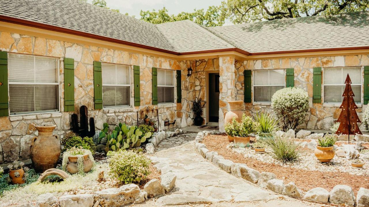Casa Del Rio Bed And Breakfast Bastrop Exterior photo